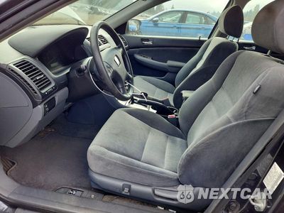 Zdjęcie 7 z 12 samochodu: 2005 HONDA ACCORD EX VIN:1HGCM567X5A190668 - miniatura