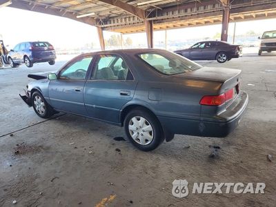 Drugie zdjęcie samochodu z przodu: 2001 TOYOTA CAMRY LE VIN:JT2BG22K910595472 - miniatura