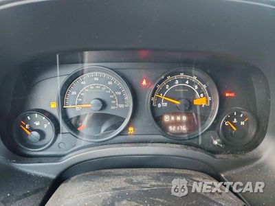 Zdjęcie 9 z 13 samochodu: 2016 JEEP PATRIOT LATITUDE VIN:1C4NJRFB5GD619602 - miniatura