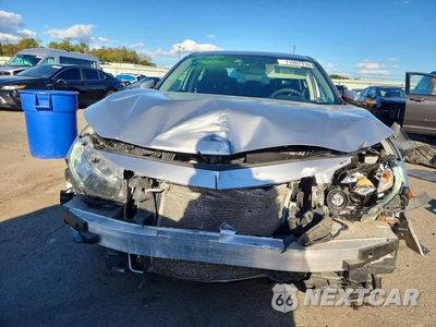 Piąte zdjęcie samochodu w środku: 2019 HONDA CIVIC LX VIN:2HGFC2F62KH547442 - miniatura