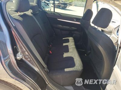 Zdjęcie 10 z 12 samochodu: 2010 SUBARU LEGACY 2.5I PREMIUM VIN:4S3BMBC65A3214927 - miniatura