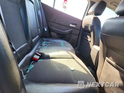 Zdjęcie 10 z 12 samochodu: 2015 CHEVROLET MALIBU 1LT VIN:1G11C5SL9FF353884 - miniatura