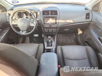 Zdjęcie 8 z 12 samochodu: 2018 MITSUBISHI OUTLANDER VIN:JA4AP3AU8JU005972 - miniatura