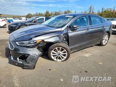 2020 FORD FUSION TITANIUM 3FA6P0SU0LR142431 - główne zdjęcie licytacji z USA - miniatura