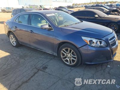 Czwarte zdjęcie samochodu z boku: 2013 CHEVROLET MALIBU 1LT VIN:1G11C5SA7DF333614 - miniatura