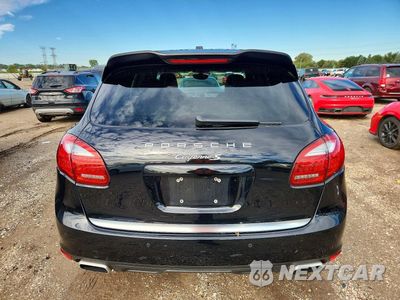 Zdjęcie 6 z 13 samochodu: 2014 PORSCHE CAYENNE VIN:WP1AA2A24ELA91940 - miniatura