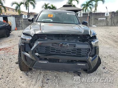Piąte zdjęcie samochodu w środku: 2026 TOYOTA TACOMA TRD OFF-ROAD VIN:3TMLB5JN8TM229493 - miniatura