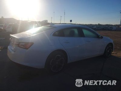 Trzecie zdjęcie samochodu z tyłu: 2020 CHEVROLET MALIBU LT VIN:1G1ZD5ST1LF125289 - miniatura