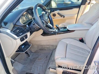 Zdjęcie 7 z 13 samochodu: 2014 BMW X5 XDRIVE35I VIN:5UXKR0C59E0H26616 - miniatura