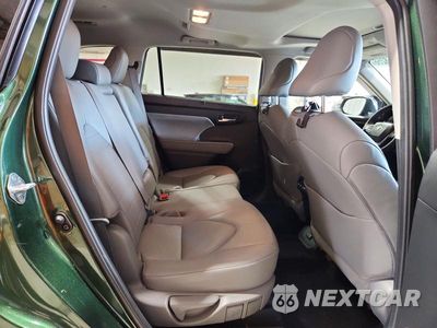 Zdjęcie 11 z 13 samochodu: 2023 TOYOTA HIGHLANDER XLE VIN:5TDKDRBH4PS524621 - miniatura