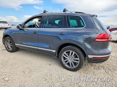 Drugie zdjęcie samochodu z przodu: 2016 VOLKSWAGEN TOUAREG SPORT VIN:WVGEF9BP8GD012964 - miniatura
