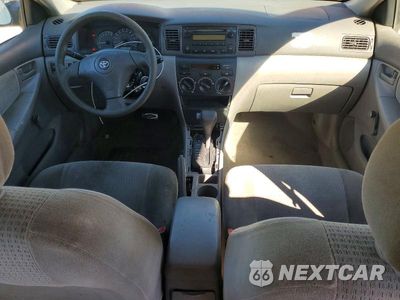 Zdjęcie 8 z 12 samochodu: 2005 TOYOTA COROLLA CE VIN:1NXBR32E55Z470335 - miniatura