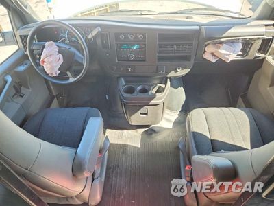 Zdjęcie 8 z 12 samochodu: 2020 GMC SAVANA 2500 CARGO DELIVERY VAN VIN:1GTW7AFG7L1167888 - miniatura