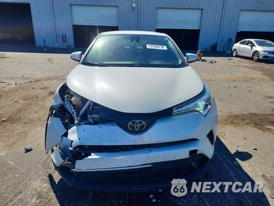 Piąte zdjęcie samochodu w środku: 2019 TOYOTA C-HR LE VIN:NMTKHMBX3KR094800 - miniatura