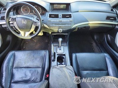 Zdjęcie 8 z 12 samochodu: 2011 HONDA ACCORD EXL VIN:1HGCS1B80BA000045 - miniatura