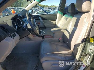 Zdjęcie 7 z 13 samochodu: 2010 TOYOTA HIGHLANDER SE VIN:5TDJK3EH5AS032438 - miniatura