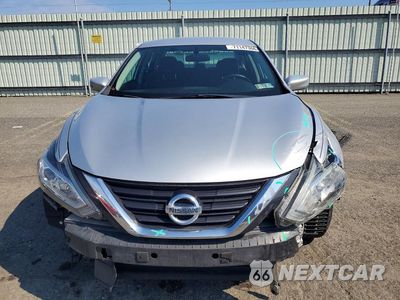 Piąte zdjęcie samochodu w środku: 2018 NISSAN ALTIMA 2.5 S VIN:1N4AL3APXJC228103 - miniatura