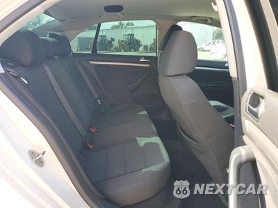 Zdjęcie 10 z 12 samochodu: 2010 VOLKSWAGEN JETTA S VIN:3VWJZ7AJ8AM040106 - miniatura