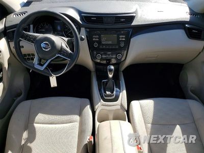 Zdjęcie 8 z 13 samochodu: 2018 NISSAN ROGUE SPORT SV VIN:JN1BJ1CR9JW290634 - miniatura