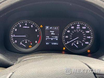 Zdjęcie 8 z 10 samochodu: 2017 HYUNDAI TUCSON SPORT VIN:KM8J3CA23HU299061 - miniatura
