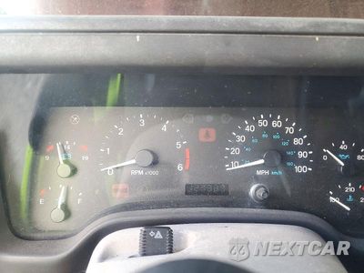 Zdjęcie 9 z 13 samochodu: 1998 JEEP WRANGLER / TJ SE VIN:1J4FY29P2WP767292 - miniatura