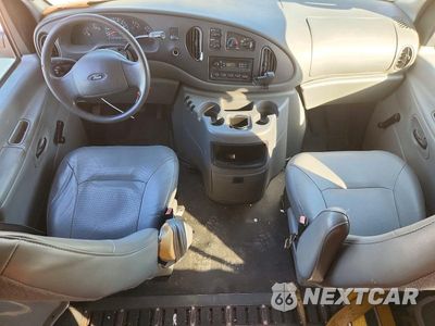 Zdjęcie 8 z 13 samochodu: 2003 FORD ECONOLINE E250 VAN VIN:1FTNE24253HA61445 - miniatura