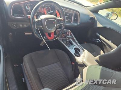 Zdjęcie 8 z 12 samochodu: 2019 DODGE CHALLENGER R/T VIN:2C3CDZBT7KH660889 - miniatura