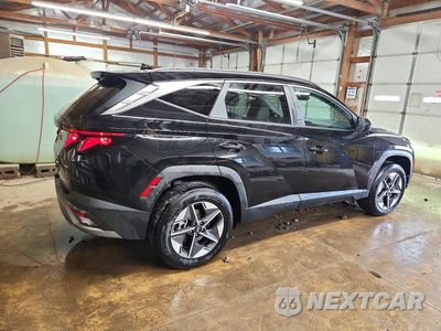 Trzecie zdjęcie samochodu z tyłu: 2026 HYUNDAI TUCSON SEL VIN:5NMJBCDE6TH672073 - miniatura