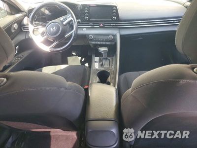 Zdjęcie 8 z 13 samochodu: 2021 HYUNDAI ELANTRA SEL VIN:5NPLS4AG1MH034144 - miniatura