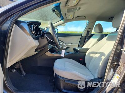 Zdjęcie 7 z 12 samochodu: 2011 KIA OPTIMA LX VIN:KNAGM4A73B5055504 - miniatura
