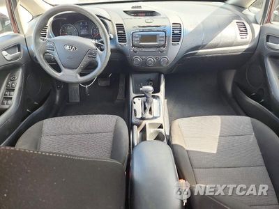 Zdjęcie 8 z 12 samochodu: 2018 KIA FORTE LX VIN:3KPFK4A71JE259533 - miniatura