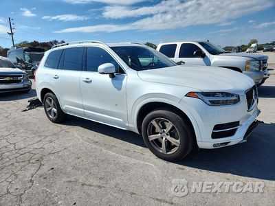 Czwarte zdjęcie samochodu z boku: 2017 VOLVO XC90 T5 VIN:YV4102KK0H1114954 - miniatura