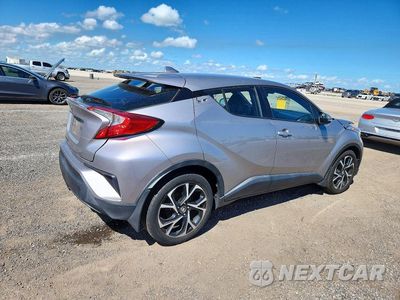 Trzecie zdjęcie samochodu z tyłu: 2018 TOYOTA C-HR XLE VIN:NMTKHMBX0JR006266 - miniatura