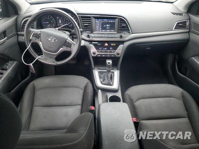 Zdjęcie 8 z 12 samochodu: 2018 HYUNDAI ELANTRA VALUE EDITION VIN:5NPD84LF5JH220059 - miniatura