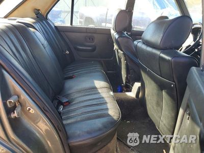 Zdjęcie 10 z 12 samochodu: 1984 BMW 528 E AUTOMATIC VIN:WBADK8306E9271831 - miniatura