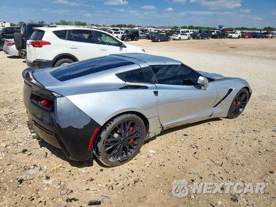 Trzecie zdjęcie samochodu z tyłu: 2015 CHEVROLET CORVETTE STINGRAY 1LT VIN:1G1YB2D70F5124550 - miniatura