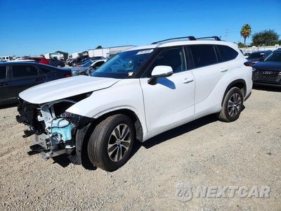 2025 TOYOTA HIGHLANDER XLE 5TDKDRAH8SS556787 - główne zdjęcie licytacji z USA - miniatura