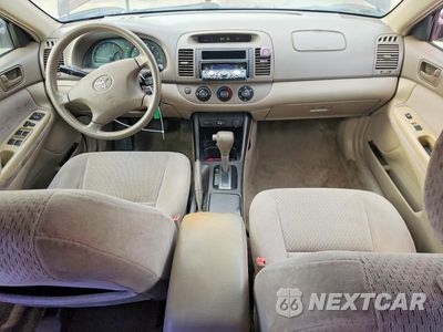Zdjęcie 8 z 12 samochodu: 2003 TOYOTA CAMRY LE VIN:4T1BE32K83U718897 - miniatura