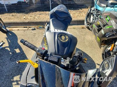 Piąte zdjęcie samochodu w środku: 2017 KAWASAKI EX300 A VIN:JKAEX8A11HDA33629 - miniatura