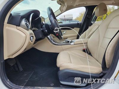 Zdjęcie 7 z 12 samochodu: 2015 MERCEDES-BENZ C 300 4MATIC VIN:55SWF4KB8FU057442 - miniatura