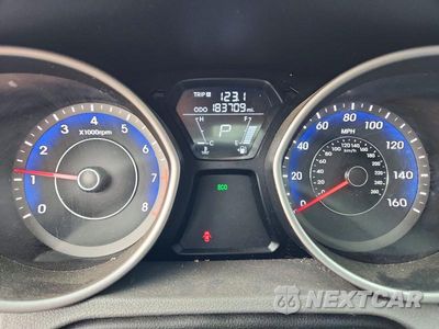 Zdjęcie 9 z 12 samochodu: 2013 HYUNDAI ELANTRA LIMITED VIN:KMHDH4AE1DU918040 - miniatura