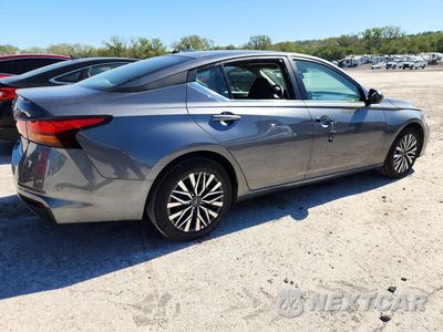 Trzecie zdjęcie samochodu z tyłu: 2026 NISSAN ALTIMA SV VIN:1N4BL4DV1TN322706 - miniatura