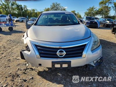 Piąte zdjęcie samochodu w środku: 2014 NISSAN ALTIMA 2.5 SV VIN:1N4AL3AP3EC182488 - miniatura