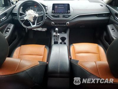 Zdjęcie 8 z 12 samochodu: 2020 NISSAN ALTIMA SR VIN:1N4BL4CV6LC240631 - miniatura