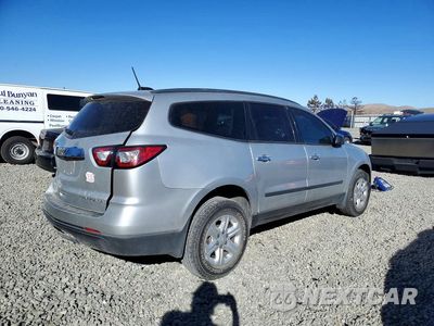 Trzecie zdjęcie samochodu z tyłu: 2016 CHEVROLET TRAVERSE LS VIN:1GNKRFKD2GJ298063 - miniatura