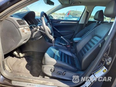 Zdjęcie 7 z 12 samochodu: 2017 VOLKSWAGEN PASSAT SEL PREMIUM VIN:1VWCM7A36HC053666 - miniatura