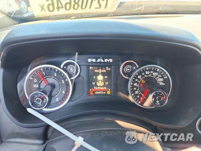 Zdjęcie 9 z 12 samochodu: 2022 RAM 3500 BIG HORN/LONE STAR VIN:3C63R3LL6NG385312 - miniatura