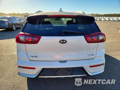 Zdjęcie 6 z 12 samochodu: 2018 KIA NIRO LX VIN:KNDCB3LC2J5203202 - miniatura