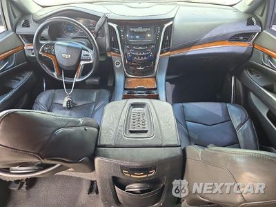 Zdjęcie 8 z 13 samochodu: 2016 CADILLAC ESCALADE ESV LUXURY VIN:1GYS4HKJ9GR395362 - miniatura