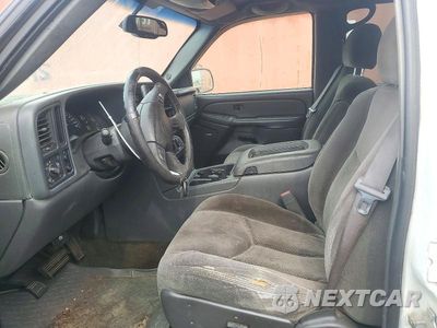 Zdjęcie 7 z 12 samochodu: 2005 CHEVROLET SILVERADO C1500 VIN:2GCEC13T551145832 - miniatura